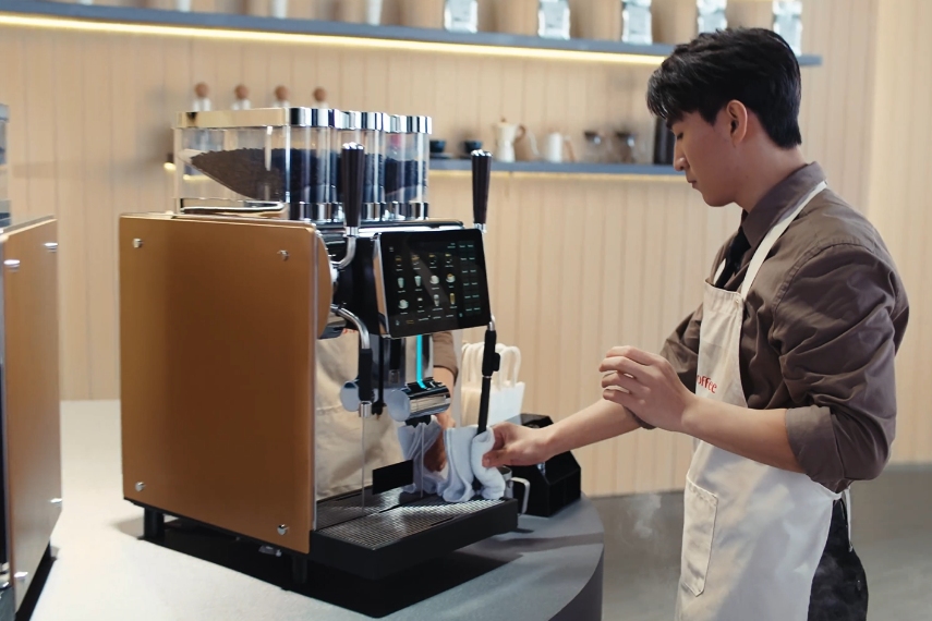 Commercial coffee machines for coffee shops - supplied by Coffee Doctor