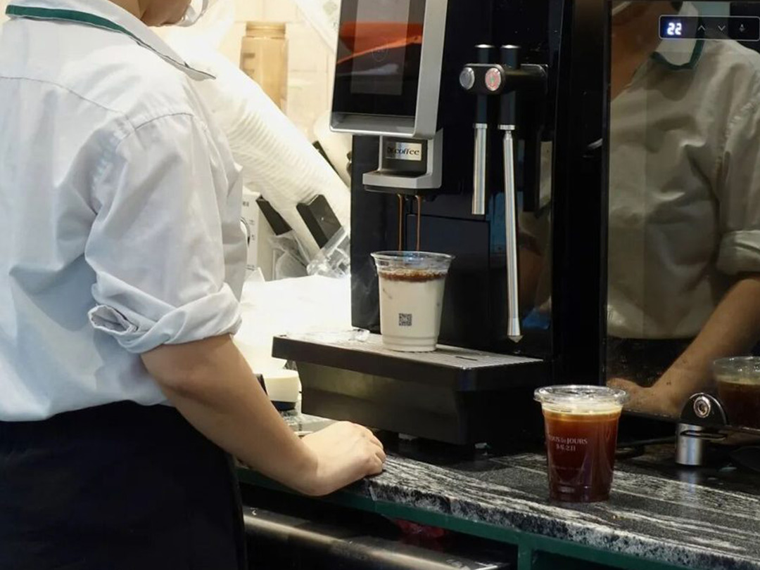 Coffee Across Thousands of Venues - At the Storefront: How Dr.coffee Minibar Helps Chain Brands Break Through